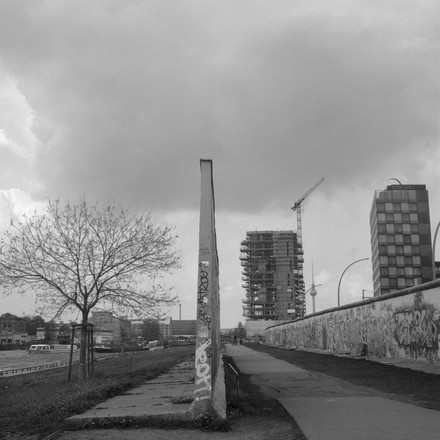 East-Side-Gallery, M&uuml;hlendamm