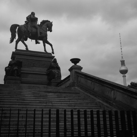 Alte Nationalgalerie, Bodestra&szlig;e